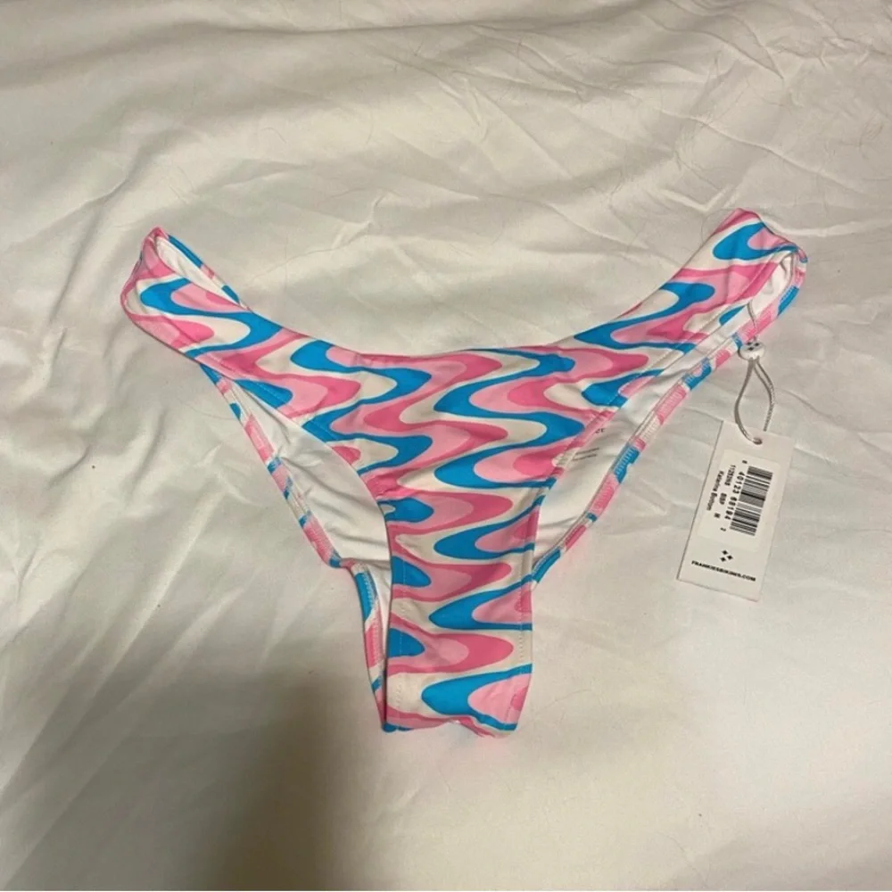 Frankie’s Bikinis Katarina Bottom and Triangle Top